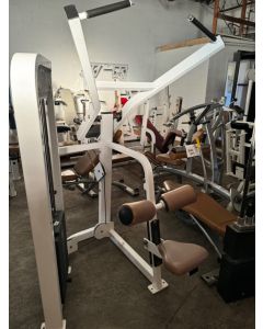 LifeFitness Lat Pulldown