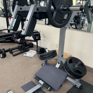 BODY-SOLID LEVERAGE SQUAT