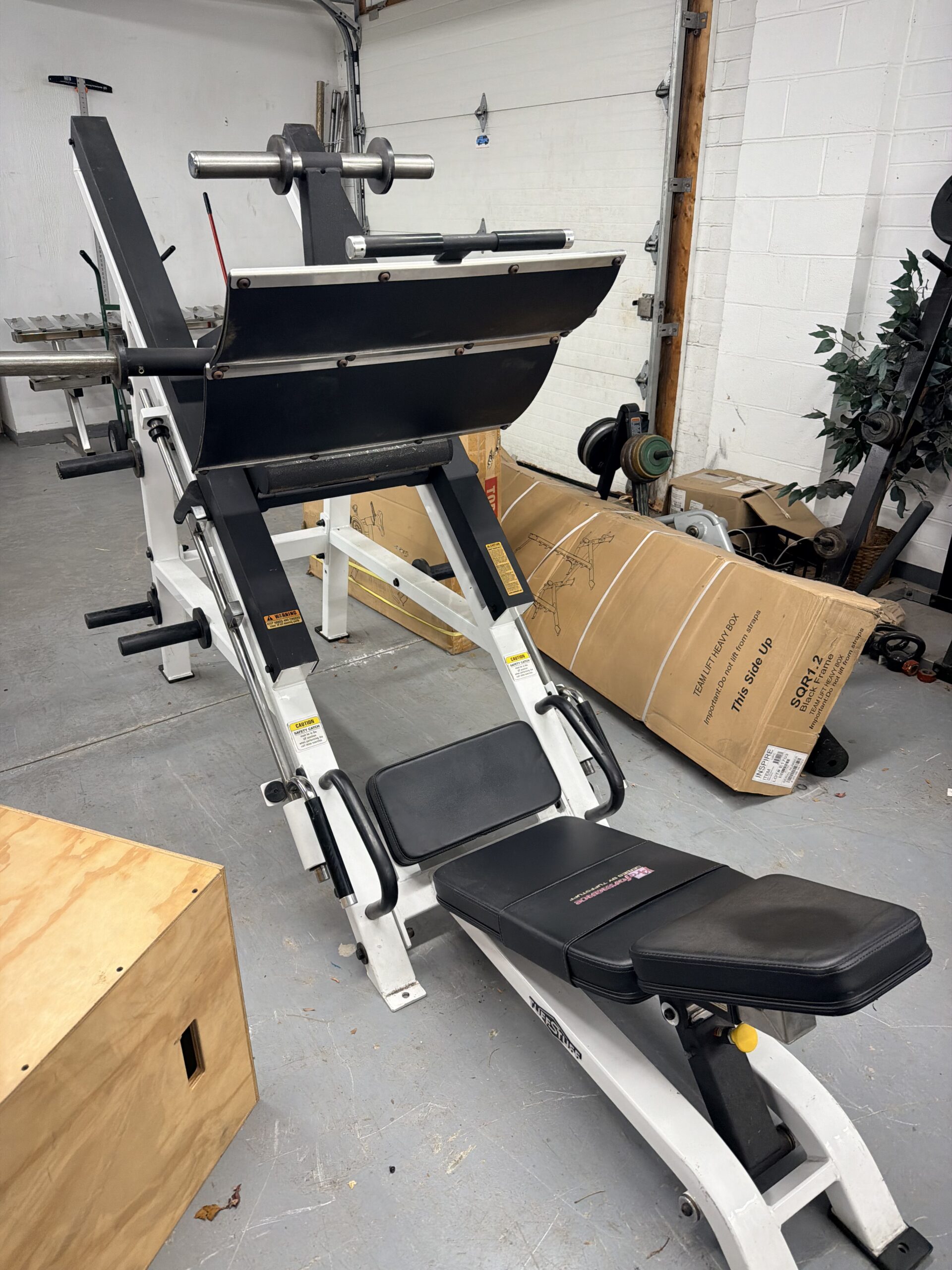 TuffStuff Performance Leg Press