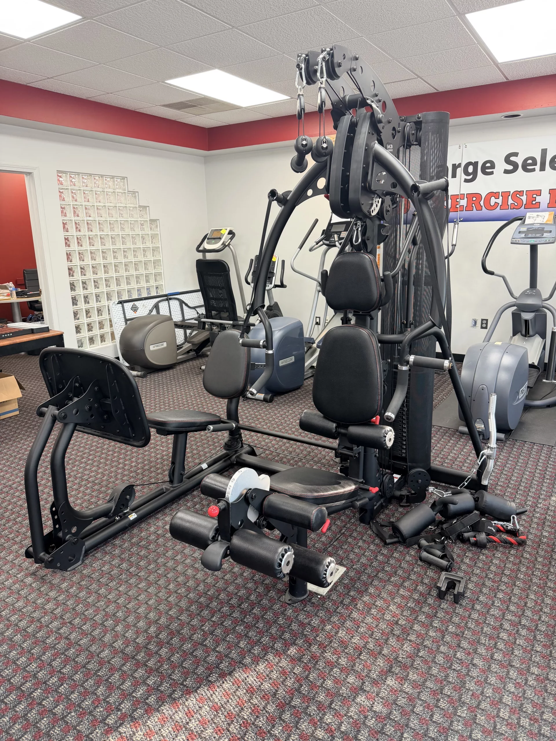INSPIRE M3 WITH LEG PRESS